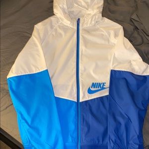 Youth XL Nike Windbreaker